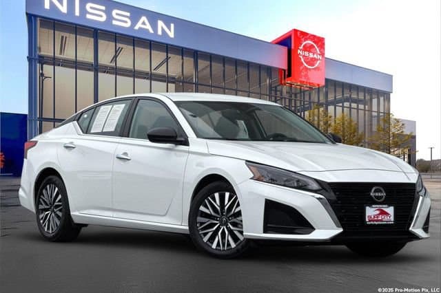 2025 Nissan Altima SV SV FWD Regular Unleaded I-4 2.5 L/152