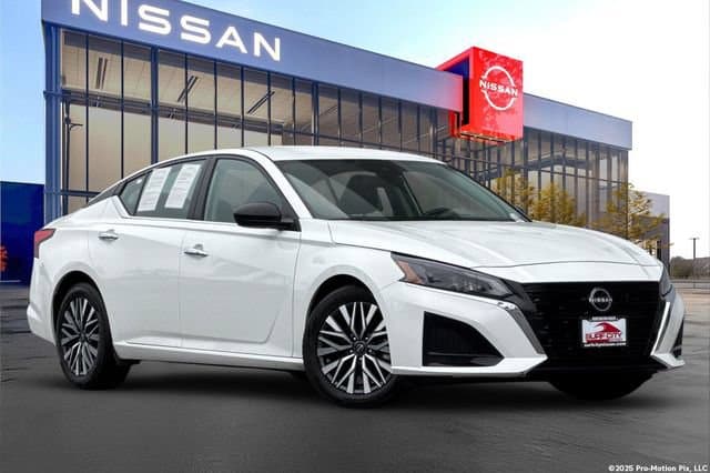 2025 Nissan Altima SV SV FWD Regular Unleaded I-4 2.5 L/152